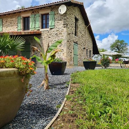 La Maison Du Lac Lavaud Saint-Quentin-sur-Charente Экстерьер фото